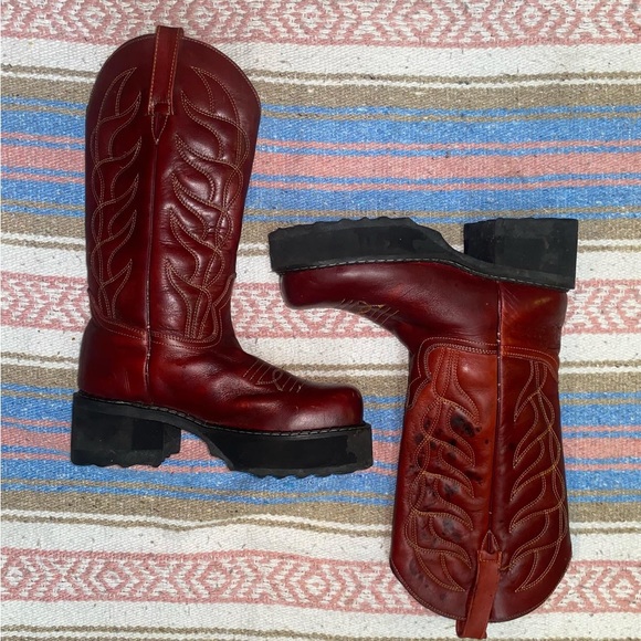 John Fluevog Shoes - JOHN FLUEVOG DEADSTOCK RARE COWGIRL RED BOOTS